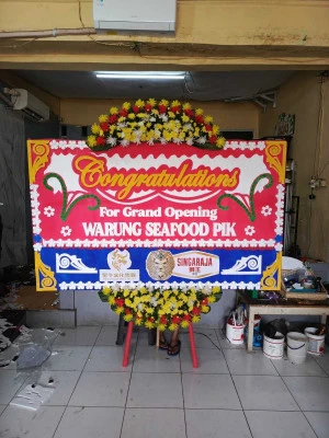 Papan Bunga di Bolong Karanganyar